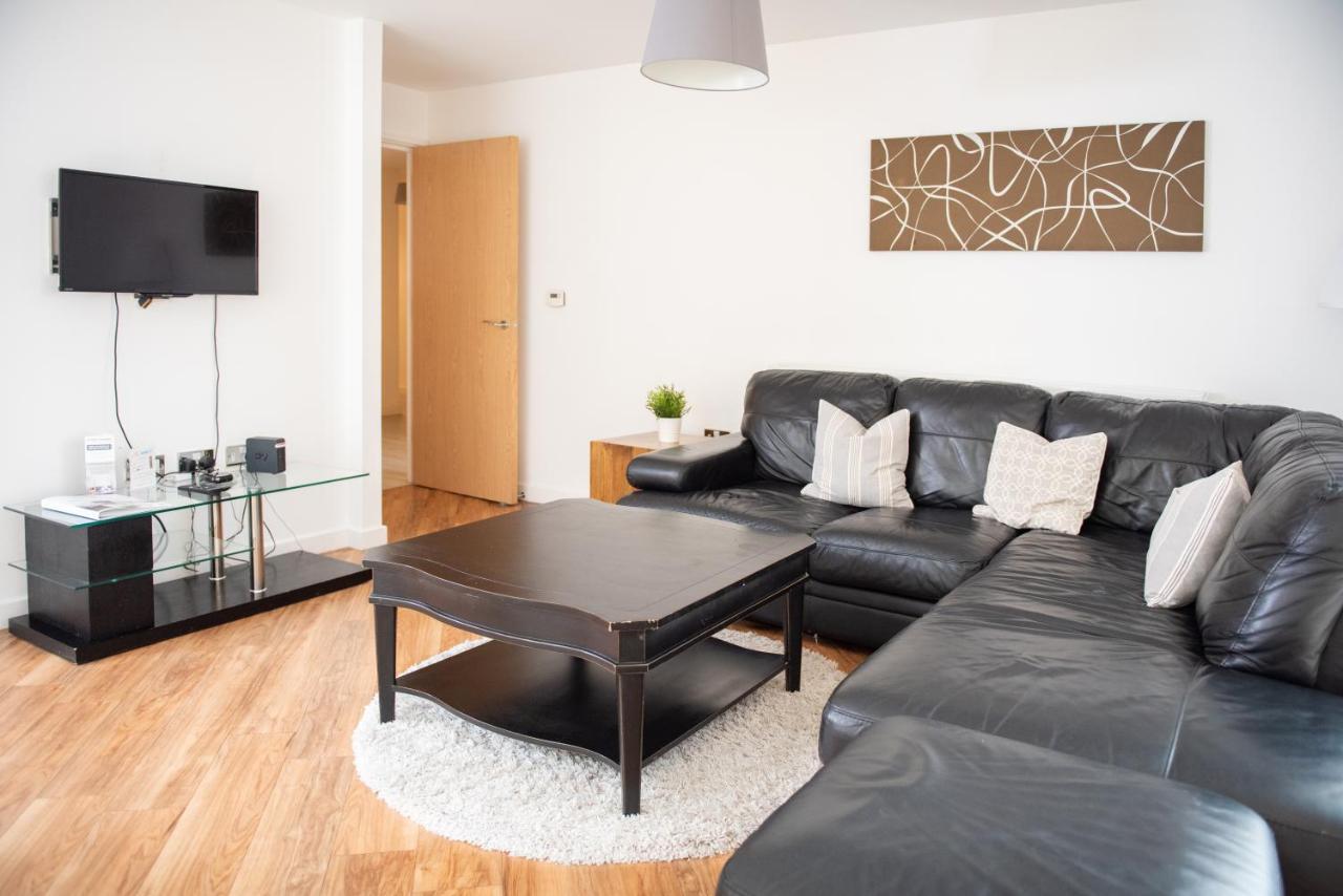 City Stay Apartments - Hub Milton Keynes Bagian luar foto