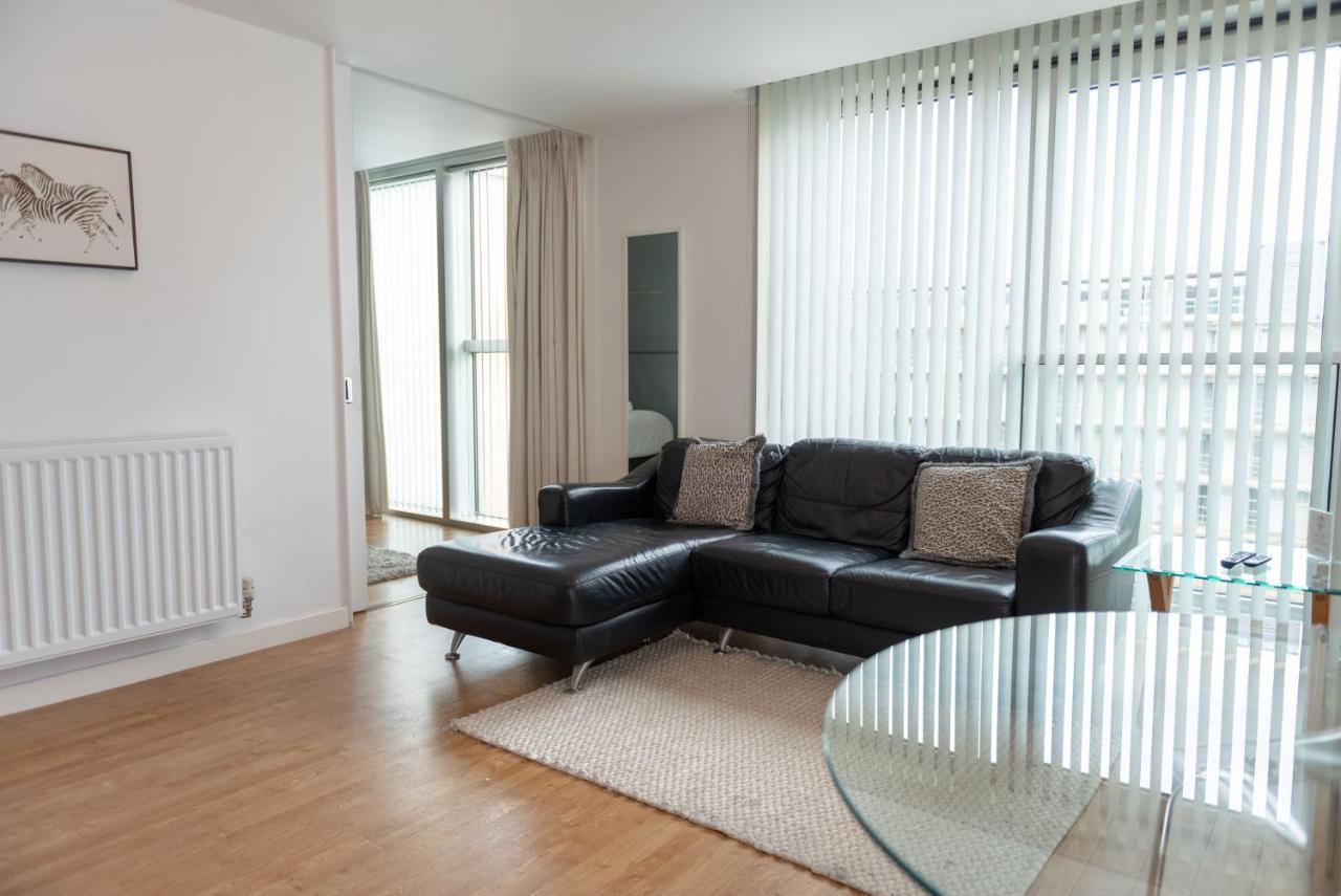City Stay Apartments - Hub Milton Keynes Bagian luar foto