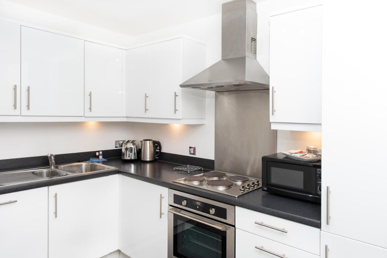 City Stay Apartments - Hub Milton Keynes Bagian luar foto