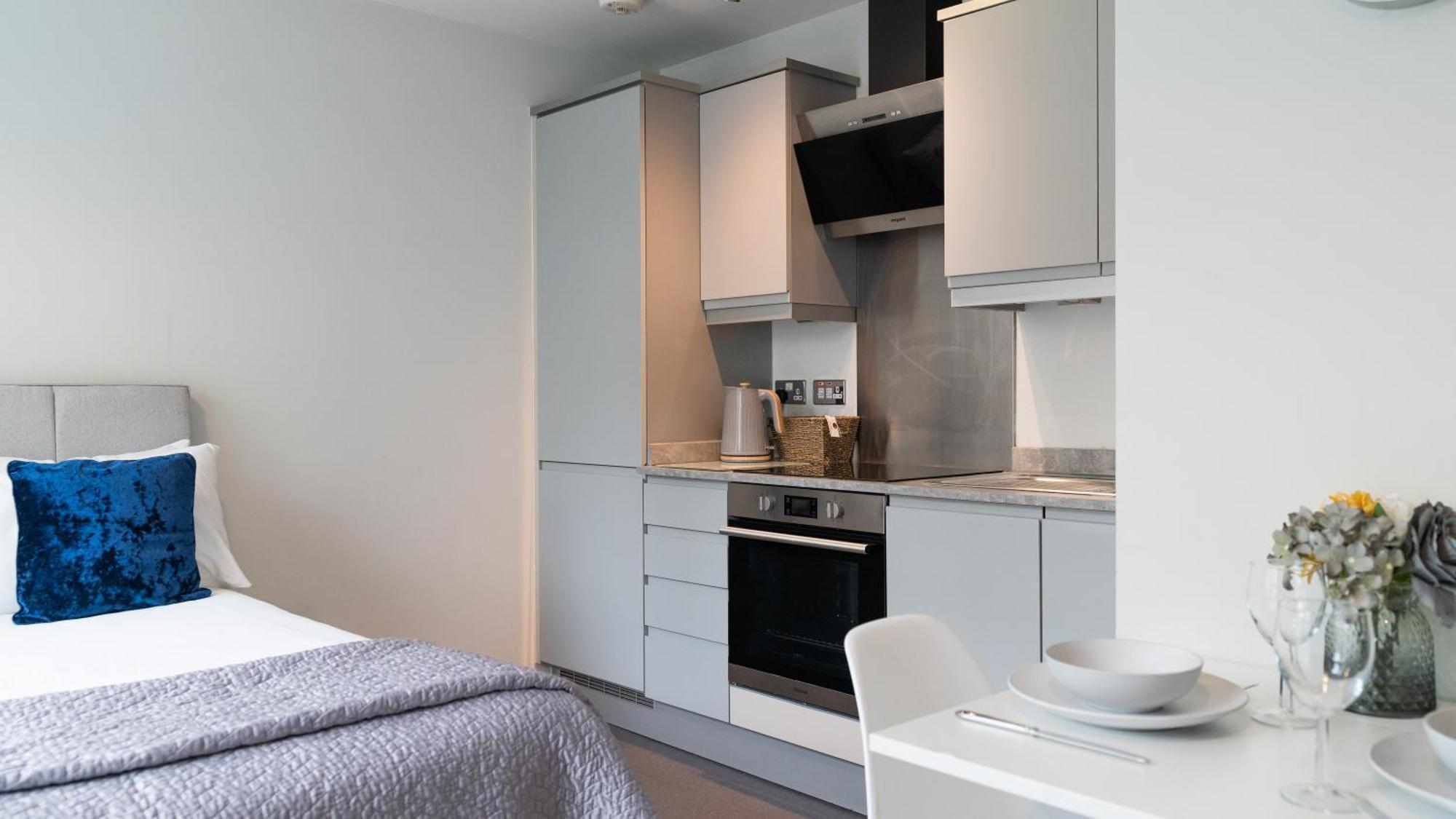 City Stay Apartments - Hub Milton Keynes Bagian luar foto