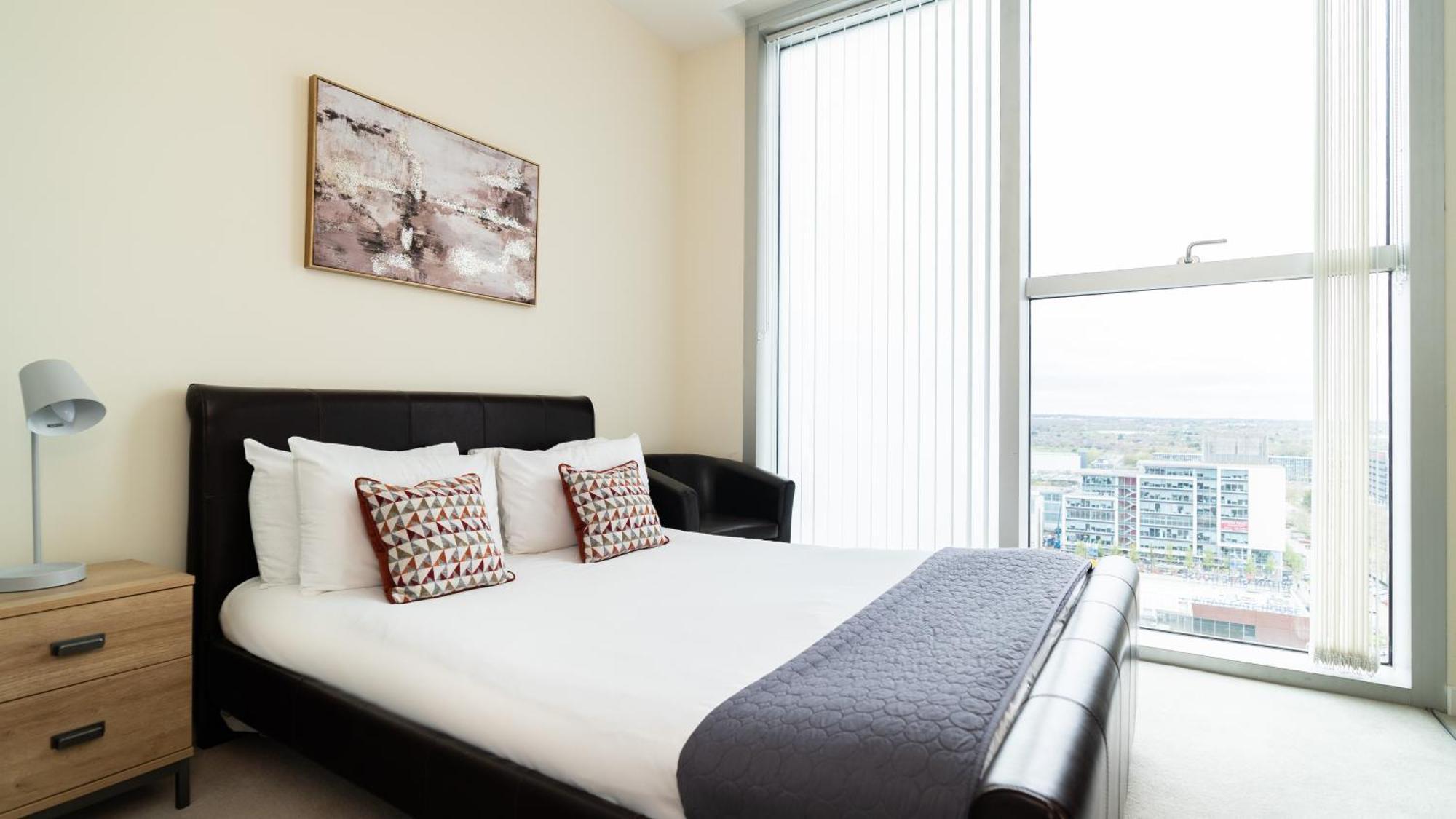 City Stay Apartments - Hub Milton Keynes Bagian luar foto