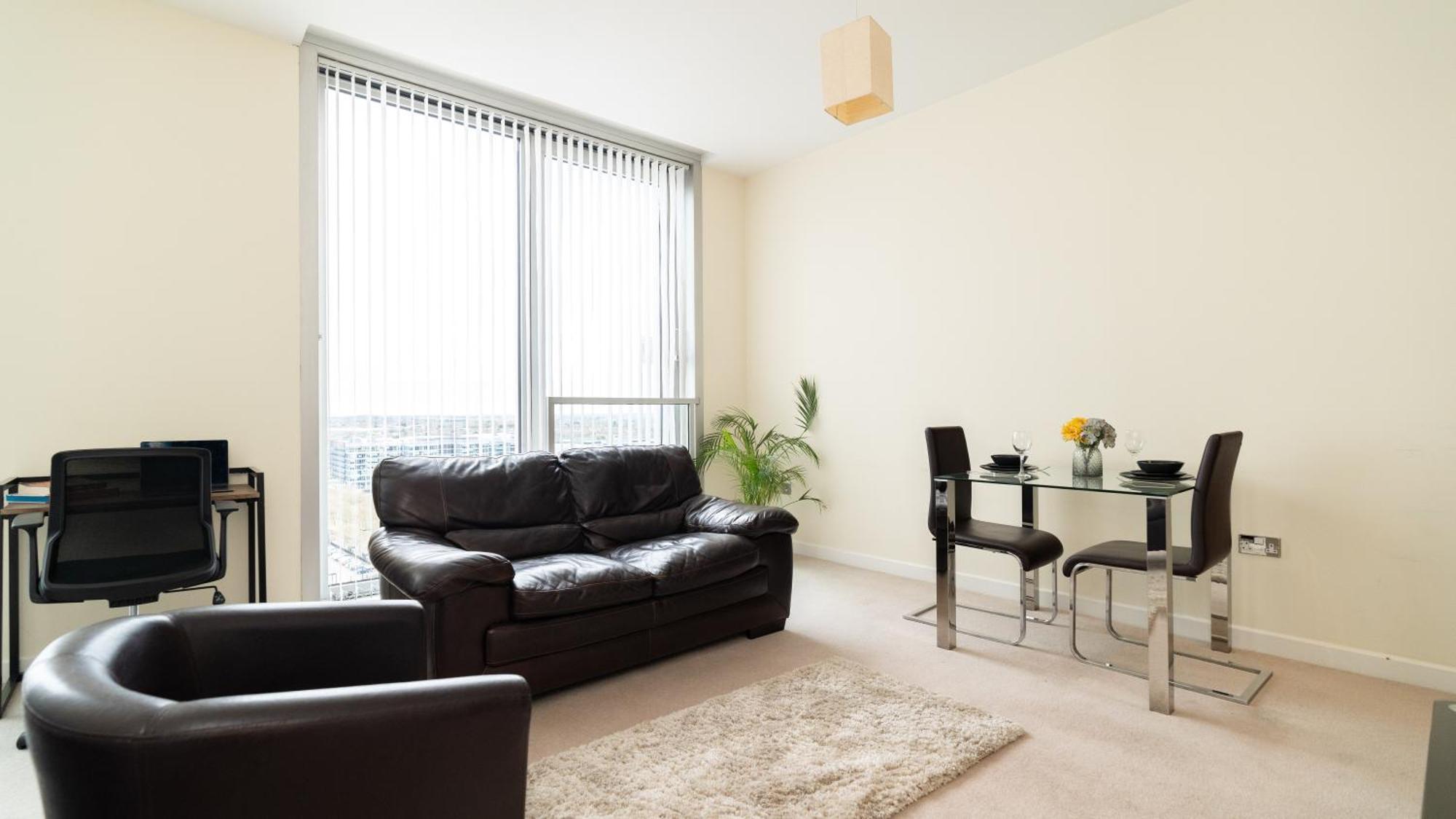 City Stay Apartments - Hub Milton Keynes Bagian luar foto