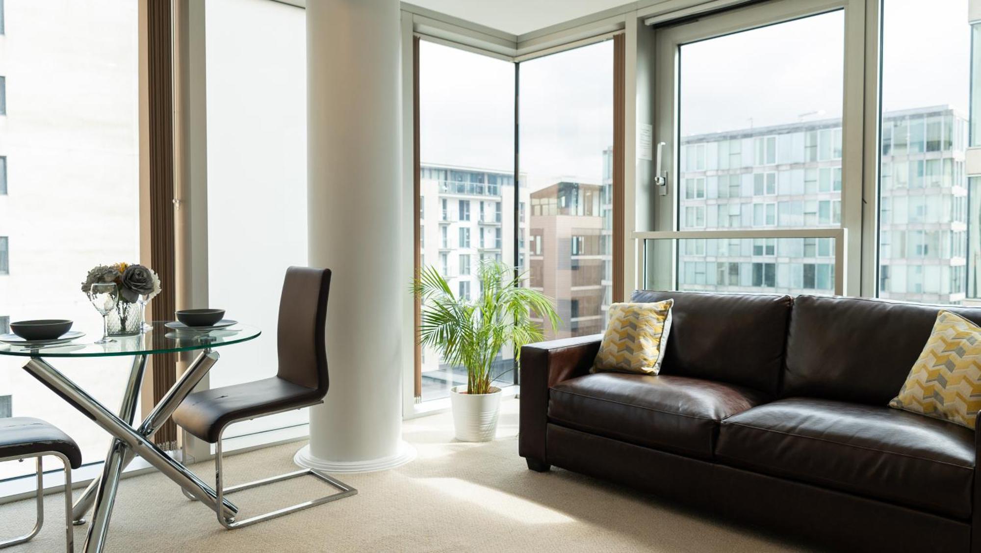 City Stay Apartments - Hub Milton Keynes Bagian luar foto